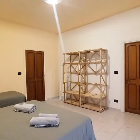 Casa Base Guest house *