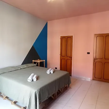 Guest house Casa Base *