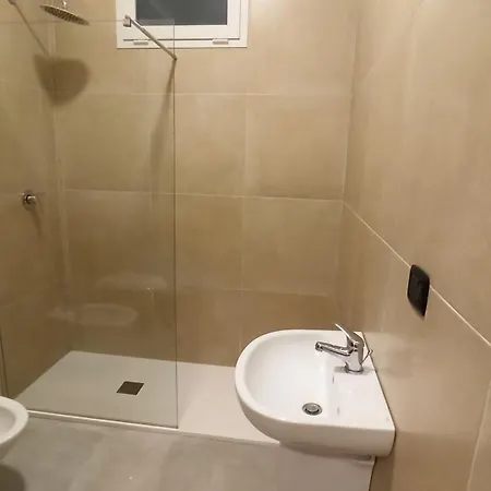 Casa Base Vendégház *